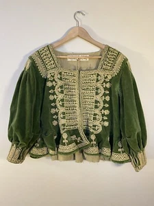 Magnolia Pearl Specialty Marishka Velvet Ukrainian Inspired Jacket - Bild 1 von 24