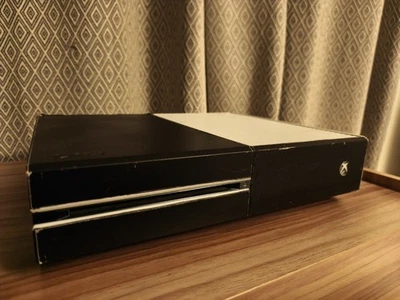 Microsoft Xbox One - please read description  - Image 1 of 4