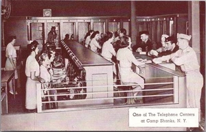 Postal de Orangeburg, Nueva York de la Segunda Guerra Mundial de la década de 1940 "Centro telefónico en CAMP SHANKS" - Imagen 1 de 2