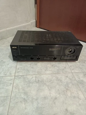 AKAI AM-A335 Stereo integrated amplifier  Si Accende Non Testato. - Immagine 1 di 4