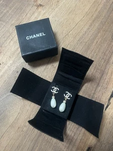 Chanel drop earrings faux Diamond earrings - Picture 1 of 11
