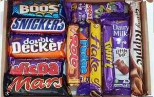 Chocolate Gift -Chocolate Hamper for Christmas & Birthday Gift (Pack Of 15 Bar) - Picture 1 of 1