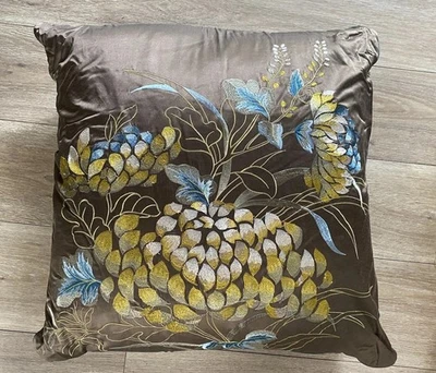 NATORI Pillow Potala Palace Coffee Bean Pattern 24 In X 24 In Embroidered Luxury - Image 1 of 4