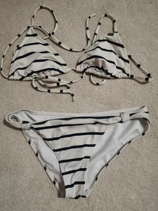 Roxy White Bikini Set Size L Stripes Australia Surf Beach Swim - Picture 1 of 7