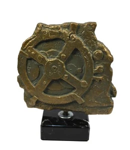 Antikythera mechanism sculpture the ancient Greek analogue computer - Picture 1 of 4