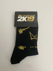 NBA 2K19 20th Anniversary Think Geek Men's Crew Socks NWT Black & Gold - Picture 1 of 2