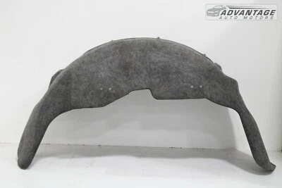 Chevrolet Suburban V8 2015-2020 cuarto trasero derecho revestimiento interior protector contra salpicaduras OEM Foto 1 de 4