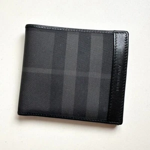 Cartera plegable de cuero auténtico BURBERRY negra - Imagen 1 de 9