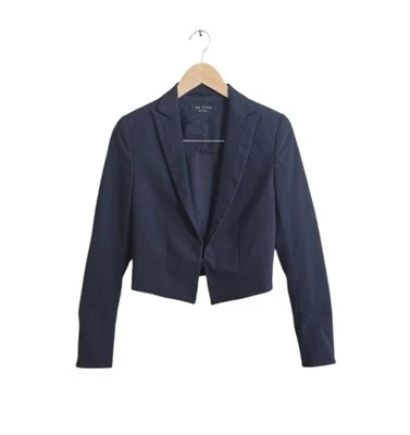rag and bone Women's Black Long Sleeve Blazer. Size Small. Made In The U.S.A  - Image 1 of 4