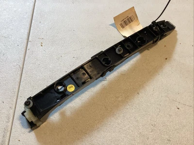 Soporte de montaje interno parachoques trasero izquierdo audi a8 d3 4e0809915a Foto 1 de 4