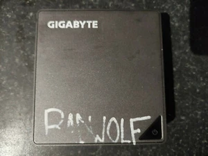 Gigabyte Mini PC i5-8250U 8GB RAM 250GB SSD Windows 10 NUC - Picture 1 of 5