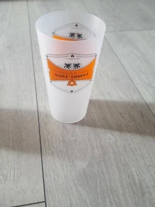 VERRE GOBELET REUTILISABLE PLASTIQUE ST TROPEZ SOIRÉES CITADELLE 2017 50CL #64 - Picture 1 of 4