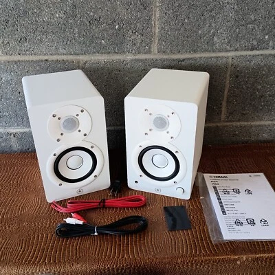 Monitores de estudio Yamaha HS4 4,5" blancos (par) Foto 1 de 4
