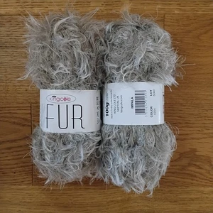 King Cole Luxury Fur - 200g - 90% Nylon/10% Polyester Eyelash Yarn - Impala - Picture 1 of 2