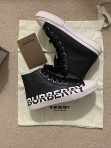 converse estampado burberry