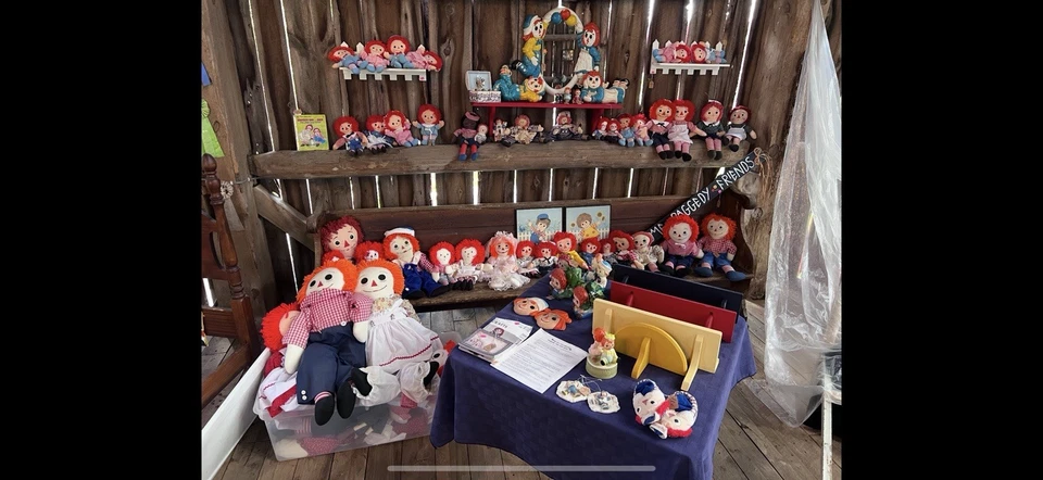 收藏品:Raggedy Ann Andy 娃娃、框架和装饰系列 — 第 1/1 张图片