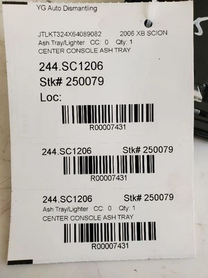 Bandeja/encendedor de cenizas XB SCION 2006 7431 Foto 1 de 4