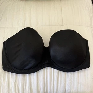 Reggiseno senza spalline Cacique leggermente foderato chiusura posteriore taglia 42DD nero - Foto 1 di 7