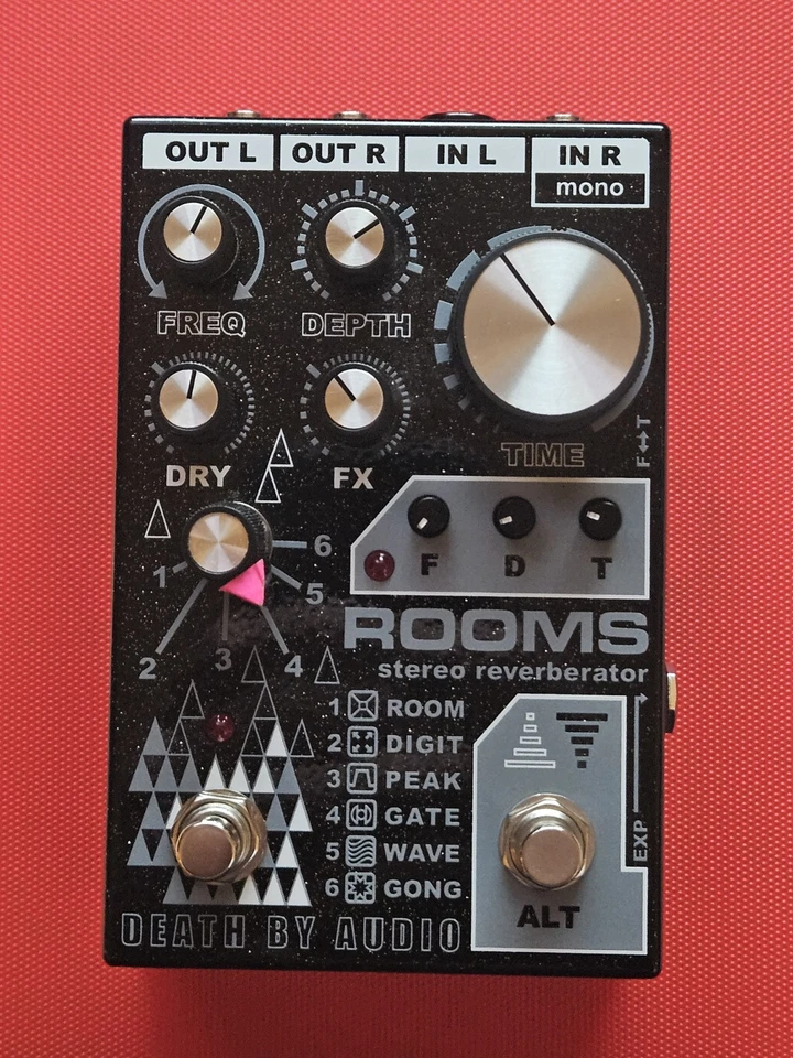 Pedal de guitarra Death by Audio Rooms estéreo digital multi reverberación usado Foto 1 de 4