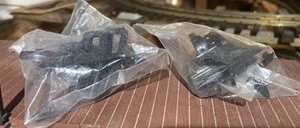 Four (4)Aristo-Craft 29101-1 G Scale Hook and & Loop H/L Couplers - Picture 1 of 2