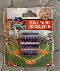 Phildelphia Phillies UGLY CHRISTMAS SWEATER 1.25” Pin CBP Exclusive WinCraft MLB - Picture 1 of 3