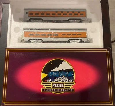 NOS MTH MT-6102 O Scale D&RGW 60' Aluminum Sleeper/Diner 2-Car Set Rio Grande - Image 1 of 4