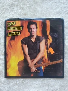 Bruce Springsteen I'm on Fire / Johnny Bye Bye 7" vinyl 45rpm - Picture 1 of 2