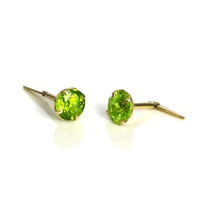 9ct Gold & 5mm Peridot Gemstone Andralok Earrings Green Stud - Image 1 of 2