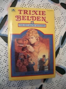 Trixie Belden #37 - The Pet Show Mystery (Square Paperback) - Picture 1 of 16