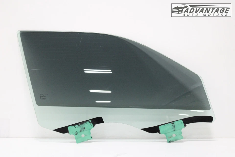 Chrysler 300 2018-2023 panel de puerta lateral del pasajero delantero derecho ventana vidrio OEM Foto 1 de 4