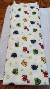 Sesame Street Baby Crib Or Swaddle Sheet Big Bird Elmo Cookie Monster Oscar - Picture 1 of 8