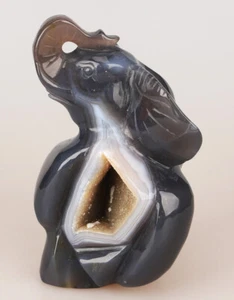 6.1" Natural Geode Agate Quartz Crystal Hand Carved Elephant Home Decor 1411g - Picture 1 of 8