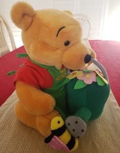 DISNEY Winnie Puuh Happy Muttertag Blumenkorb Geschenk Stofftier Bär Frühling - Bild 1 von 12