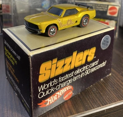 1969 Sizzlers 6502 Mustang Boss 302 Redline Hot Wheels Mattel plus + Cube - Image 1 of 4