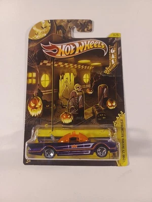 HOTWHEELS HALLOWEEN 1966 TV SERIES BATMOBILE KROGER EXCLUSIVE - Image 1 of 4