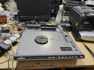 Giradischi Aiwa LP-3000K - Ricambi o riparazioni  - Foto 1 di 24