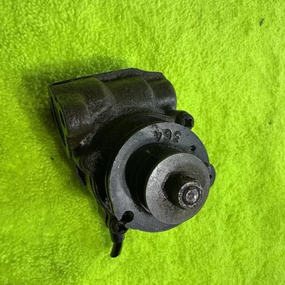 Yamaha MX175 1980 motor bomba de aceite 2A6-13101-00-00 Foto 1 de 4