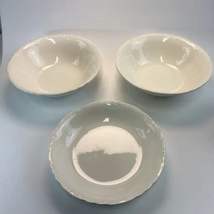 Vintage SCIO Pottery Ransom White Scalloped Serving Bowls 8.5” Set Of 3 - Picture 1 of 6