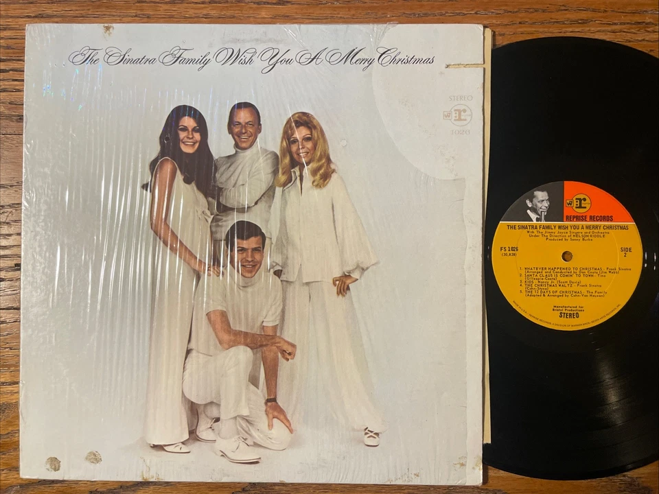 The Frank Nancy Sinatra Family Wish You A Merry Christmas LP Reprise + Shrink EX Foto 1 de 4