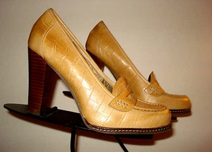 Women's Banana Republic Wheat Faux-Croc Heels Sz. 37/7B Excellent! - Picture 1 of 12