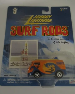 Johnny Lightning "Surf Rods" Volkswagen Bus- Huntington Honey's -Hermosa Beach  - Picture 1 of 4