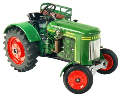 FENDT F20 Tractor - MADE IN CZECH REP. - Image 1 of 2