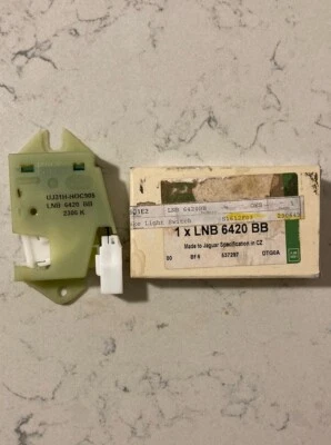 Interruptor de frenos Jaguar XJ8 1998 1999 2000 2001 2002 2003 VANDEN PLAS LNB6420BB Foto 1 de 4