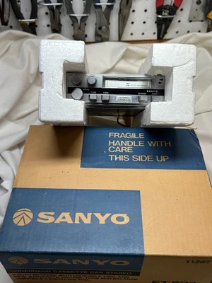 Vintage SANYO Car Stereo Cassette Player FT 802 / original Box WORKING Auto Rev. - image 1 of 4