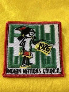 (jab-42) Boy Scouts - 1976 Consiglio delle Nazioni Indiane - Patch Pow Wow - Foto 1 di 2