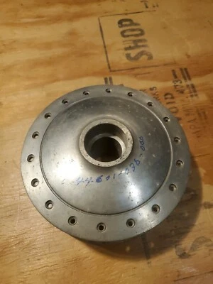 Buje de rueda delantera Honda 44601-030-000 CM91 CT200 CT90 CA200 Foto 1 de 4