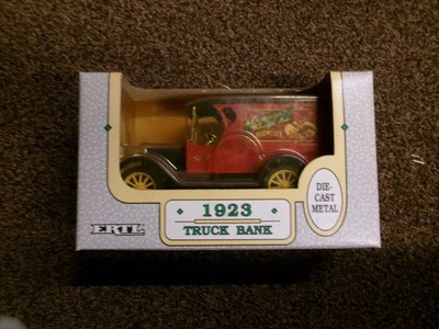 ERTL - 1923 Truck Bank – Anheuser-Busch Budweiser  – 1:25 Scale - 1992 -Diecast - Image 1 of 3