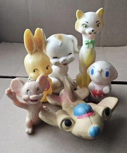 6 Vintage Quietschspielzeug. Getragen . Still Squeek. Katze Hund Maus Hase Elefant Flugzeug - Bild 1 von 18