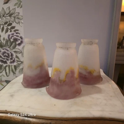 Trois Tulipes En Pâte De Verre Signer Muller Frère Lunéville - Photo 1/4