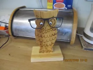 Wooden Owl Specs Holder - Picture 1 of 4